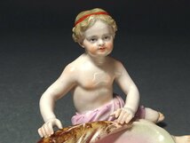 慶應◆19世紀後期頃【Meissen オールドマイセン】彩色磁器人形 貝をもつ少年少女のフィギュリン サリエール一対_画像3