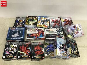 1円〜 同梱不可 ジャンク SDガンダム ジオング決戦仕様、マクロス7 バルキリーVF-19改 他