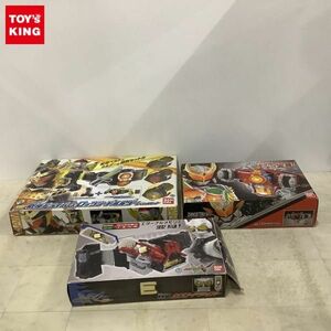 1円〜 バンダイ 仮面ライダー鎧武 等 DX戦極ドライバー&ロックシードホルダー スペシャルセット 他