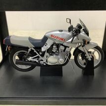 1円〜 オートアート 1/12 スズキ GSX 1100S Katana シルバー_画像4