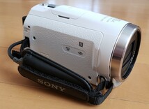 【2023年製美品】SONY ソニー ハンディカム HDR-CX680 ホワイト ビデオカメラ【付属品完備】（レンズ保護フィルター、microSD32GB付）_画像4