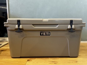 【超美品！】YETI TUNDRA 65QT イエティ タンドラ 65 タン クーラーボックス 1円売り切り！