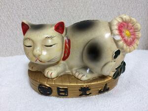 眠り猫　日光　貯金箱　陶器　土産品　郷土品