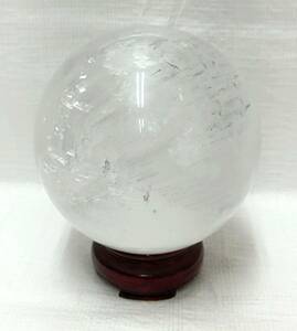 ・天然虹入り水晶玉　レインボークォーツ　径10.5cm 約1.53kg