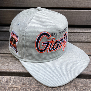 海外限定 Newera ニューエラ 【THE GOLFER】MLB サンフランシスコ ジャイアンツ SF Giants コーデュロイ スナップバックキャップ USA正規品