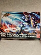 バンダイ ダンボール戦機 ハイパーファンクション LBXアキレス&AX-00 初回生産限定 未組立 箱潰れ_画像1