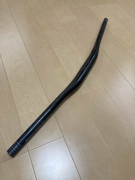 Bontrager Line Pro Carbon 35 Handlebar 720㎜幅　カーボンハンドル 35㎜径