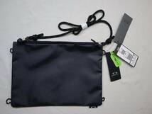 オークリー OAKLEY ショルダーバッグ ESSENTIAL OD FOLD BAG 5.0 FOS900671 _画像3