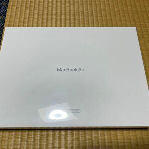 未使用　MacBook Air 13.6 2022 　M2　8GB/512GB 整備済製品