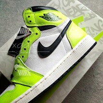 新品 正規品 NIKE ナイキ AIR JORDAN 1 RETRO HIGH OG エアジョーダン 1 ハイ 白 黒 ボルト VOLT 27cm US9 箱付き_画像2