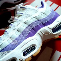 新品 正規品 NIKE ナイキ AIR MAX 95 エアマックス 95 灰 グレー 紫 パープル 白 グラデ 27cm US9 箱付き ガムソール_画像2