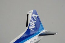 ★ 全日空商事 1/200 YS-11A NKA 日本近距離航空 JA8729 さよならYS-11 YS21124_画像4