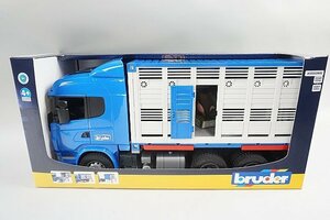 BRUDER ブルーダー 1/16 SCANIA スカニア 牛運搬トラック&牛セット 03549