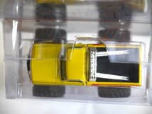 ▽ GREEN LIGHT グリーンライト 1/64 CHEVROLET シボレー KINGS OF CRUNCH 1972 K-10 49010-F_画像3