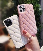 iPhone 12mini・スマホカバー・ピンク・キルティングデザイン・スタッズ付き・美品・_画像3