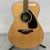 ♪【売り切り】YAMAHA ヤマハ アコースティックギター FS820 アコギ カポタスト付属 チューナー付属 弦楽器 _画像2