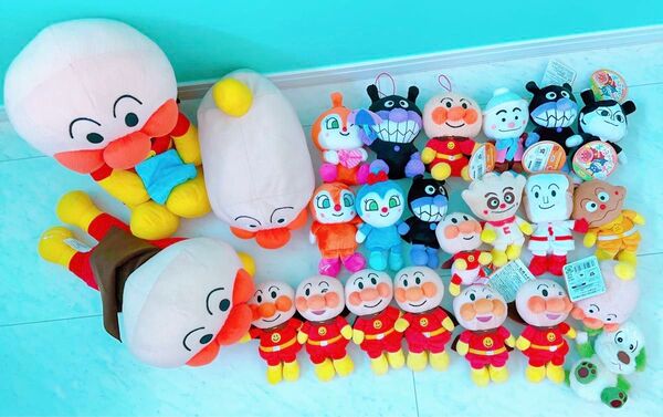 新品多数 24体 アンパンマンぬいぐるみ大量