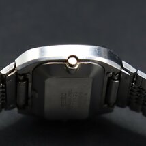 SEIKO セイコー F162-5010-G 初期型 クォーツ デジタル デイト 1970年代 アンティーク 純正ベルト メンズ腕時計_画像8