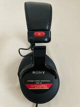 動作品 SONY ソニー モニター ヘッドホン MDR-V6 ヘッドフォン_画像3