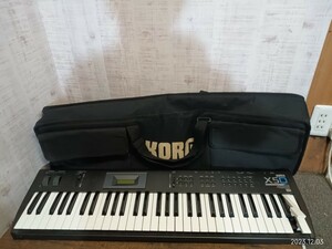 KORG　コルグ　X5D シンセサイザー　キーボード　61鍵　鍵盤楽器　電子楽器　ピアノ　楽器　通電確認済み　ジャンク