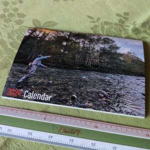 フライの雑誌 2024 カレンダー 129号 2023-24冬号付録 フライフィッシング calendar flyfishing 小型 テーブル トイレなどに 釣り