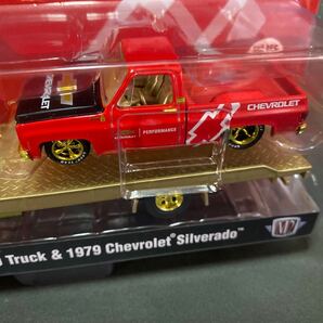 M2 MACHINES 1967 CHEVROLET C60 TRUCK & 1979 SILVERADO M2 マシーンズ M2 マシーン シボレー シルバラード C10 CHASE チェイス 250台限定の画像2