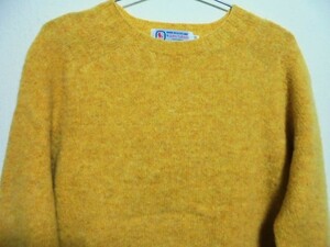 〇良品　スコットランド製　John Tulloch　クルーネックセーター　サイズ４０