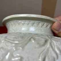 【陣】花瓶 骨董品 花器 壷 中国美術　白磁　明代　元代　宋代　海あがり品　茶道　貼付花紋　徳化窯？_画像10