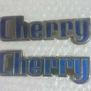 日産 NISSAN チェリー Cherry エンブレム 2枚セット