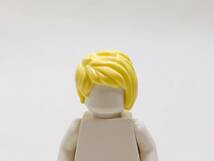 【新品未使用】レゴ　LEGO　ミニフィグ　ヘアー　ヘア　ショート　ブライトライトイエロー　女性_画像1