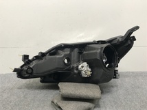 マークX/G/GR SPORT 130系/GRX130/GRX133/GRX135 純正 中期/後期 右 ヘッドライト ハロゲン レベライザー 刻印2 KOITO 22-358(133134)_画像6