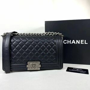 極美品　CHANEL ボーイシャネル マトラッセ チェーンショルダー バッグ ギャランティカード 箱付き　キャビアスキン ブラック　レディース