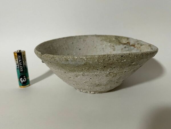 《土》常滑　山茶碗　鎌倉時代　自然釉