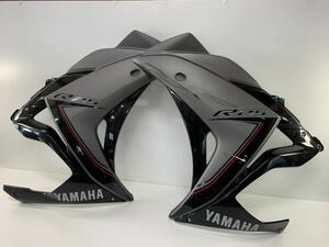 【YAMAHA YZF−R25 RG10J】純正フロントサイドカウル 左右