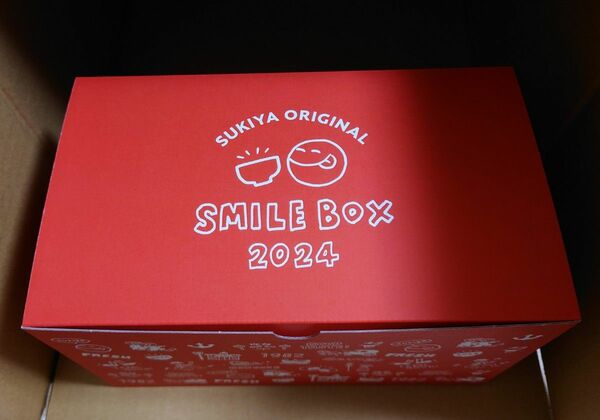 オンライン限定　すき家　SMILE BOX 2024　福袋　グッズのみ　クーポンチケット無し　ランチボックス　ステンレスマグ