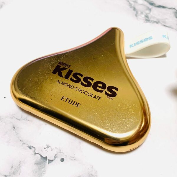 ETUDE×KISS キスチョコレートプレイカラーアイズ