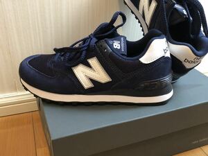 大人気！ニューバランス スニーカー New BALANCE ML574 新品同様　販売価格半額以下balance ネイビー　サイズ23.5センチ