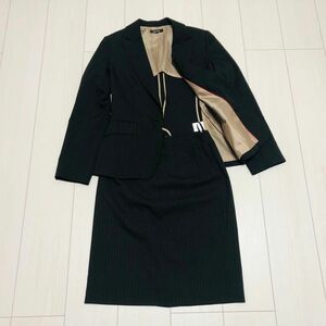 【美品】Sourire スーツ　セットアップ　フォーマル　ビジネス　ストライプ ジャケット 上下 スーツ上下 スカートスーツ 黒