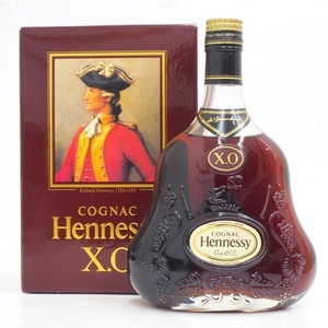 A23-2618【未開栓】Hennessy ヘネシー XO COGNAC コニャック 金キャップ クリアボトル 700ml 40％ ブランデー 古酒 箱つき