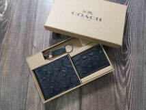 コーチ COACH アウトレット 二つ折り財布 メンズ PVC ブラック F74929 名刺入れ付き キーホルダー付き 新品未使用_画像3