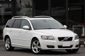 Vehicle税コミコミ価格　Volvo　V50　2.0　Classic　最終モデル　Vehicle inspectionR1995Aprilまで　Sunroof　Black革　HIDLight　事故歴No＆Actual distance