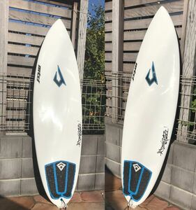 100円スタート　JUSTICE　大人の休日シリーズ　ESCAPE 5' 10''　中古