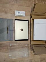 MacBook Air M2 512GB 2022年モデル　スターライト　超美品　カバーやケース、オマケ沢山付いています_画像3