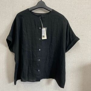 訳あり新品HUIS タグ　遠州織物シャトルリネンバックボタン2way 日本製ブラウス シャツ 半袖　黒　ブラック