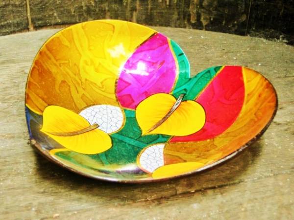 [Free shipping under certain conditions] ☆New☆Coconut plate Asian handmade heart leaf, Western-style tableware, bowl, others