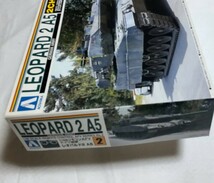 アオシマ(AOSHIMA)1/48ドイツ陸軍戦車レオパルド2 A5モーターライズリモコンです。★未組立品ですが長期保管品です。_画像2