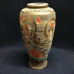 羅漢図　薩摩焼　金襴手　阿羅漢　仏画　金彩　花器　花入　花瓶　壺　飾壷　観音図　豪華絢爛