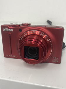 100円～★Nikon ニコン COOLPIX S8200 コンパクトデジタルカメラ デジカメ ブリリアントレッド バッテリー 充電器付き 箱あり 美品