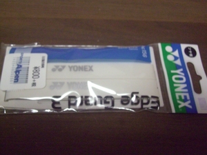 YONEX