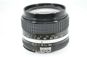 ★超極上品★ Nikon ニコン Ai-s NIKKOR 28mm F3.5 単焦点レンズ 782#